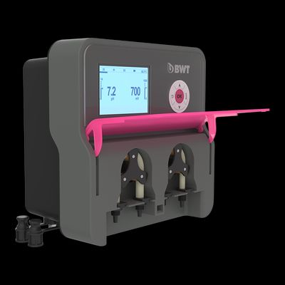 BWT Manager Connect Duo pH/Fri-klor/ORP Redox montert på panel